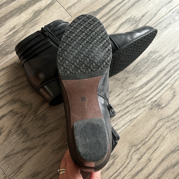 Arnold Churgin ankle boots size 38, US 7.5 - Picture 8 of 11